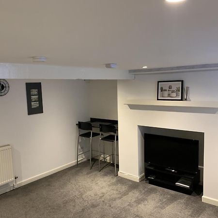 St Pauls Rd - Townhouse Accommodation Bradford  Room photo